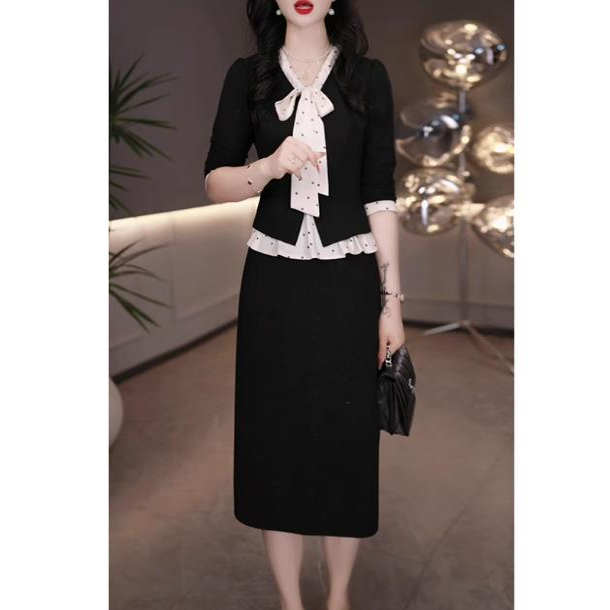 2025新款今年流行爆款秋时尚减龄气质百搭显瘦中长款假两件连衣裙