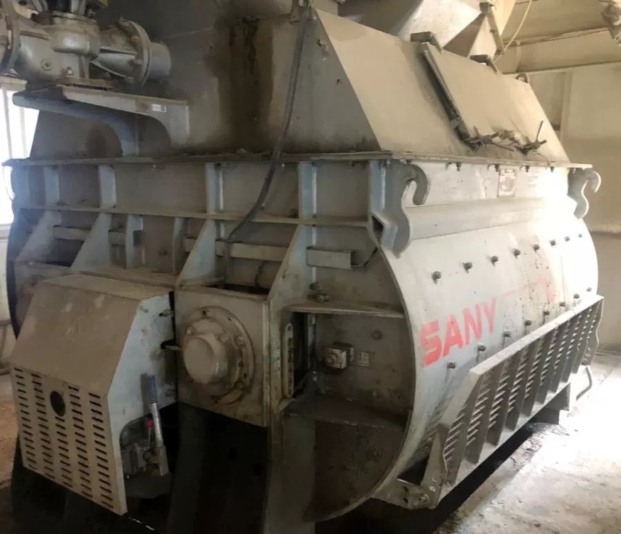 1月6日六盘水某公司所有位于六盘水市钟山区双戛乡马戛村二组的型号为HZS180搅拌站2条生产线网络拍卖公告