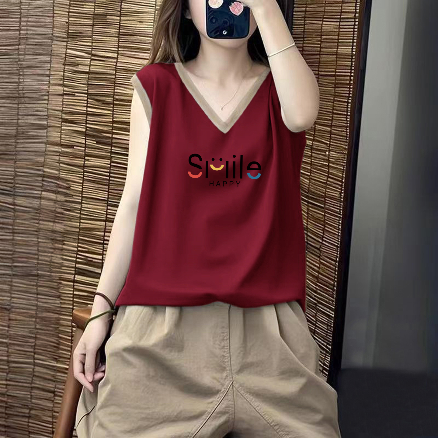 纯棉时尚V领撞色t恤女