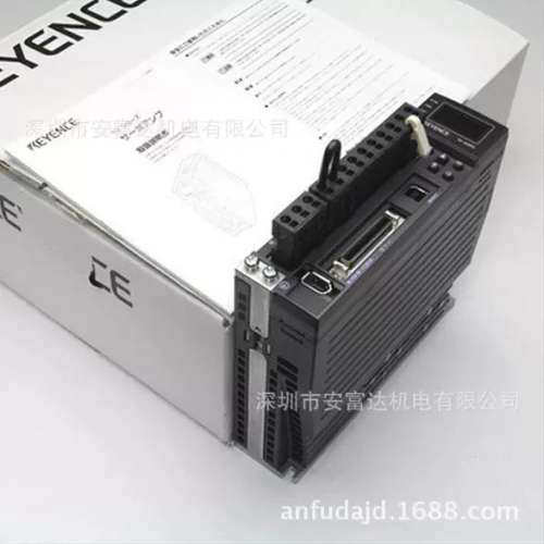 日本伺服驱动SV-005P2 50W驱动器