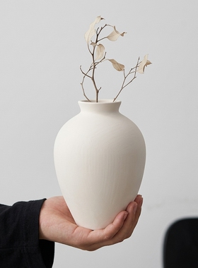 简约复古白色陶瓷花瓶摆件