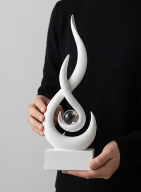 现代简约抽象树脂摆件