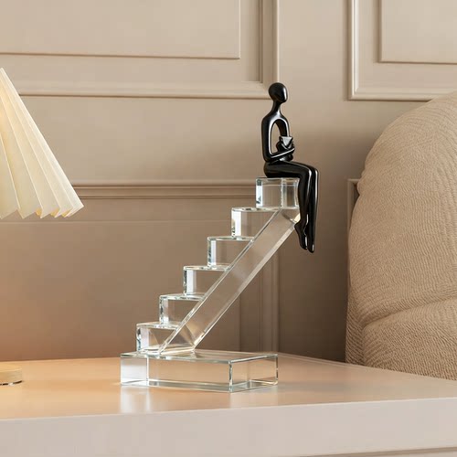 现代简约透明水晶楼梯造型摆件