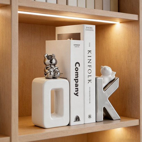 创意现代简约ok书挡艺术摆件