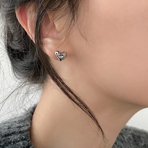 doudoustore爱心耳钉