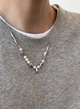 DOUDOUSTORE设计感液态金属水滴珍珠项链女秋冬新款锁骨链毛衣链