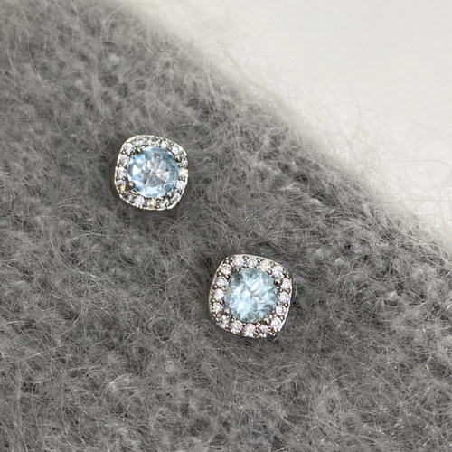 doudoustore托帕石浅蓝色耳钉