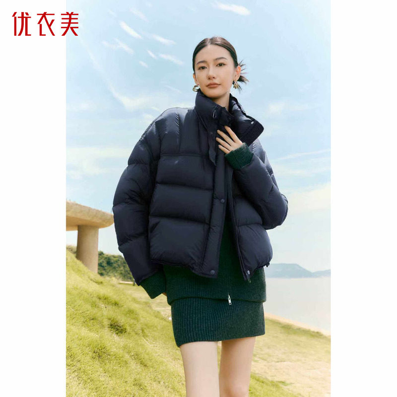 优衣美短款羽绒服轻暖茧型泡芙面包领白鸭绒37262