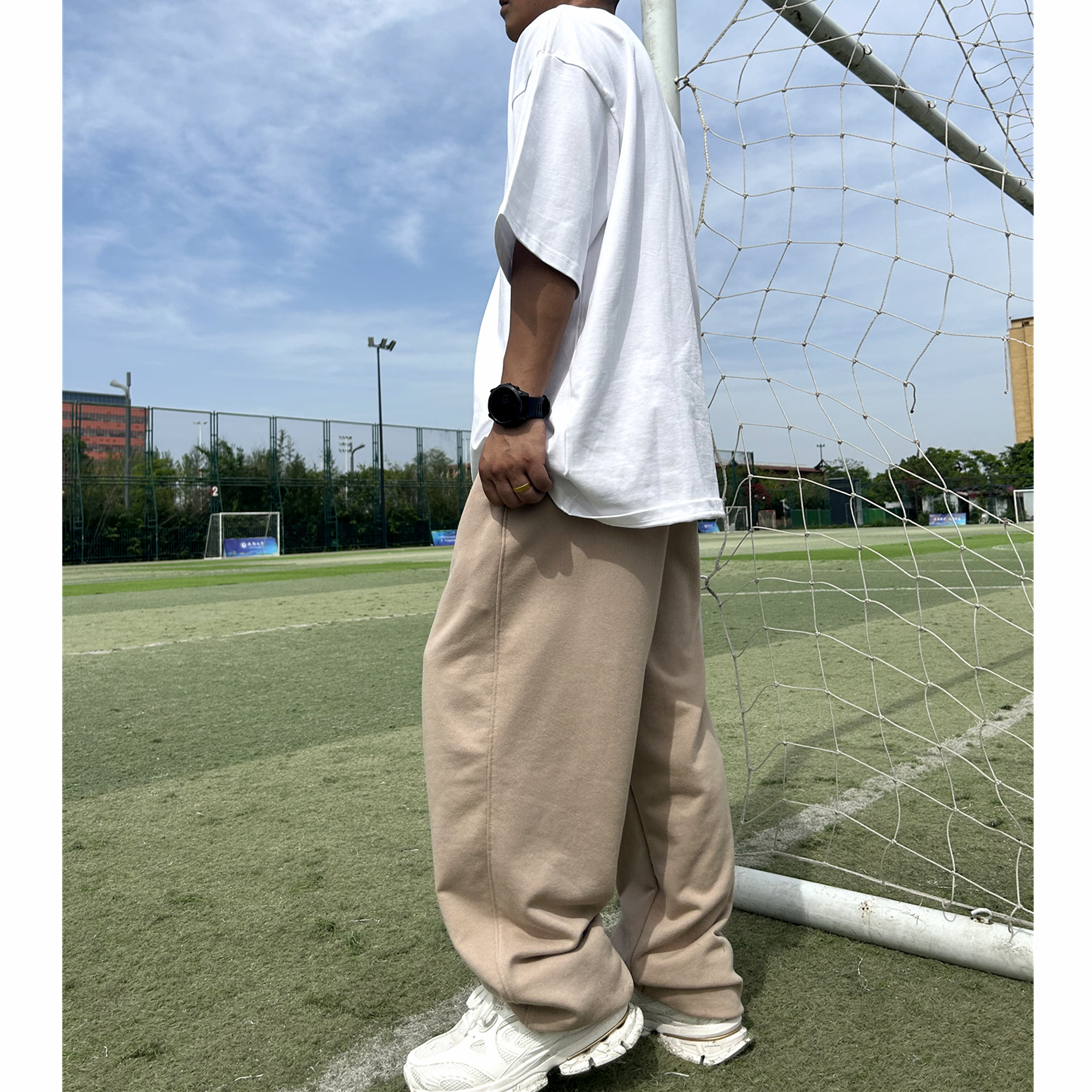 卡其色运动毛圈卫裤宽松直筒嘻哈大码oversize篮球街舞滑板hiphop