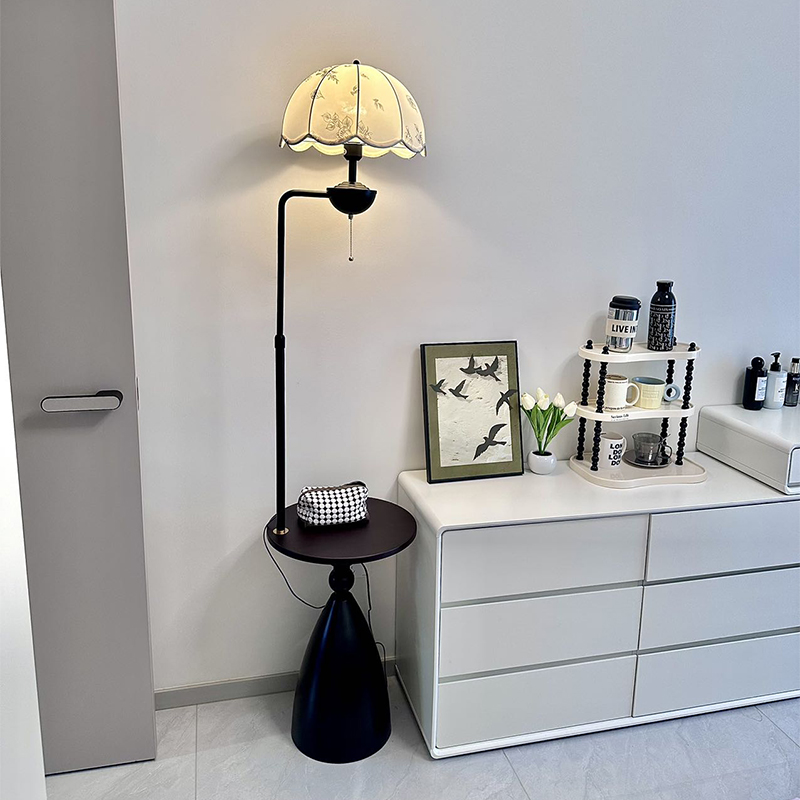 中古风卧室床头柜一体台灯