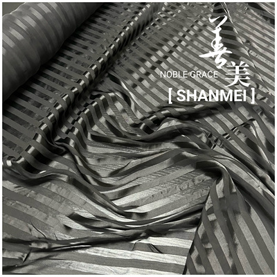 100桑蚕丝底138幅宽真丝烂花绡面料纯黑缎条绡旗袍汉服服装布料