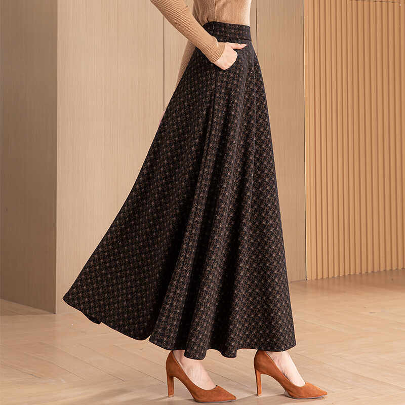 秋冬新款咖色高腰显瘦大摆长裙中长款格子A字伞裙百搭气质半身裙