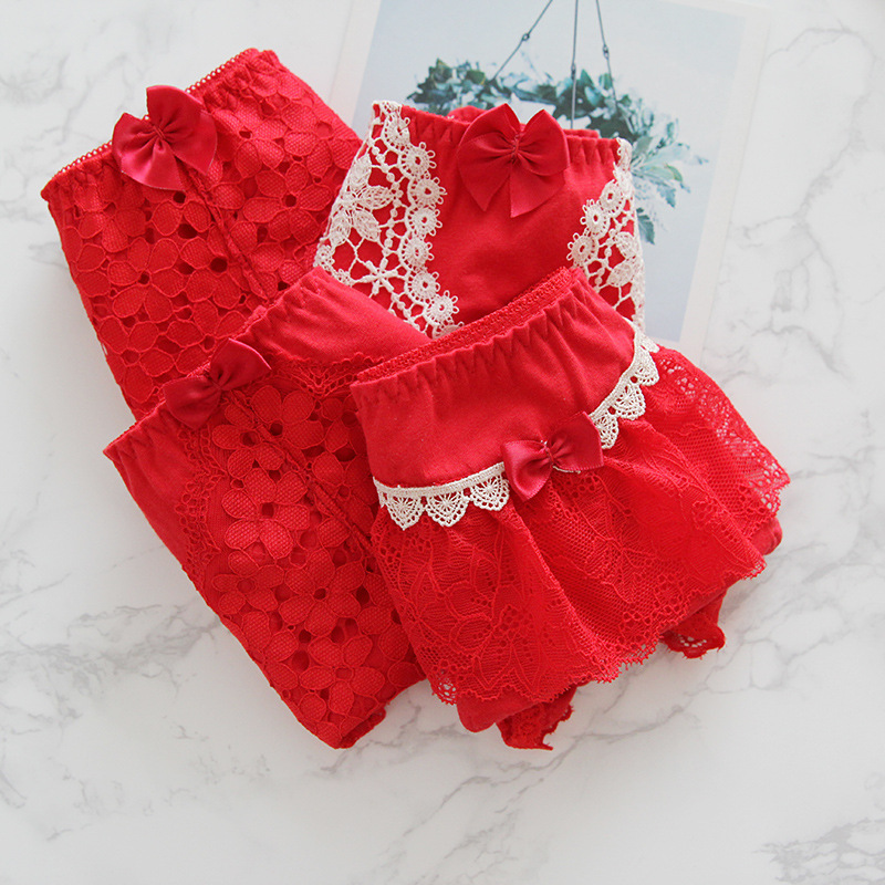 大红蕾丝边甜美风新婚三角短裤