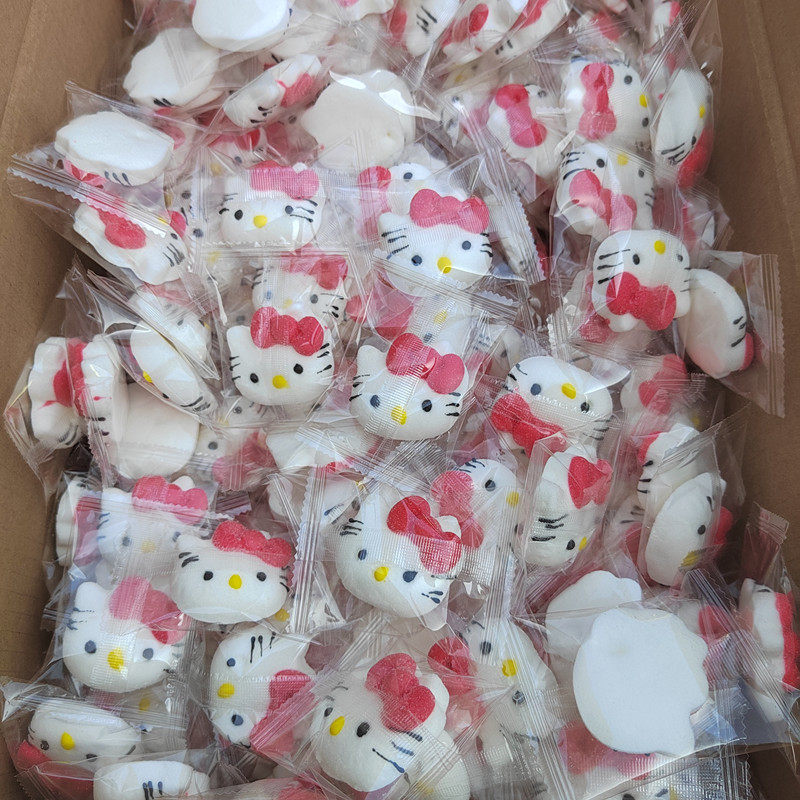 网红爆款hello Kitty猫棉花糖kt猫3d立体奶茶咖啡装饰摆件糖果商