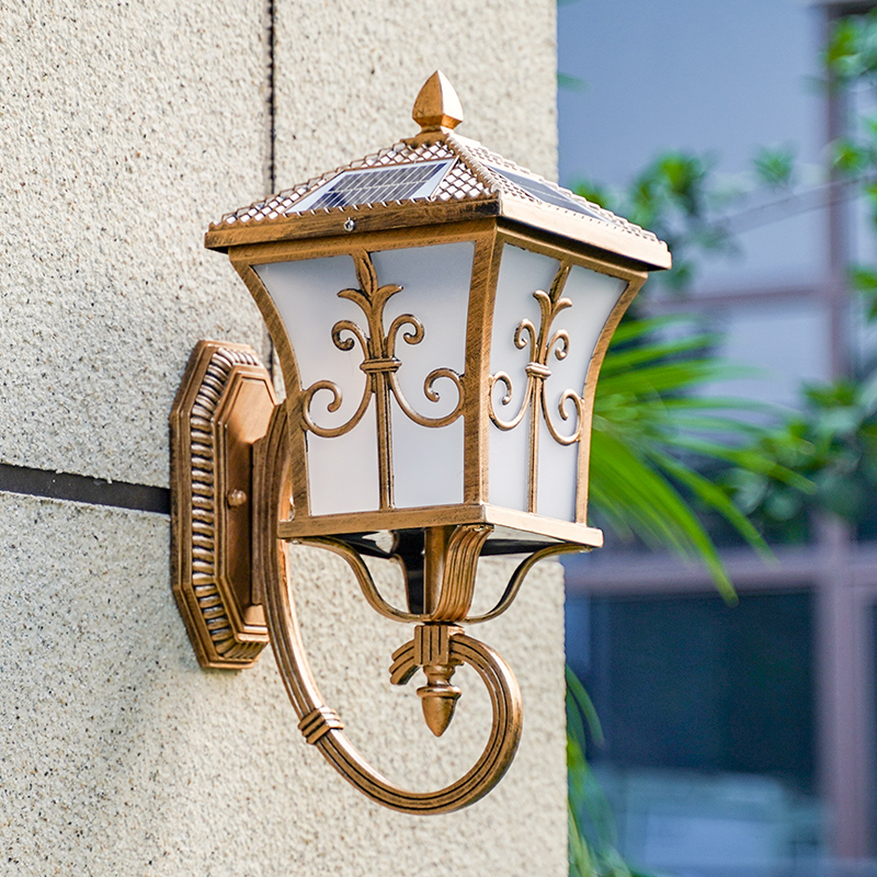 太阳能欧式风大门口别墅防水壁灯