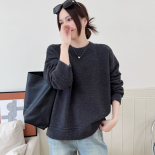 慵懒风圆领套头毛衣女秋冬新款宽松落肩袖针织衫上衣厚款保暖打底