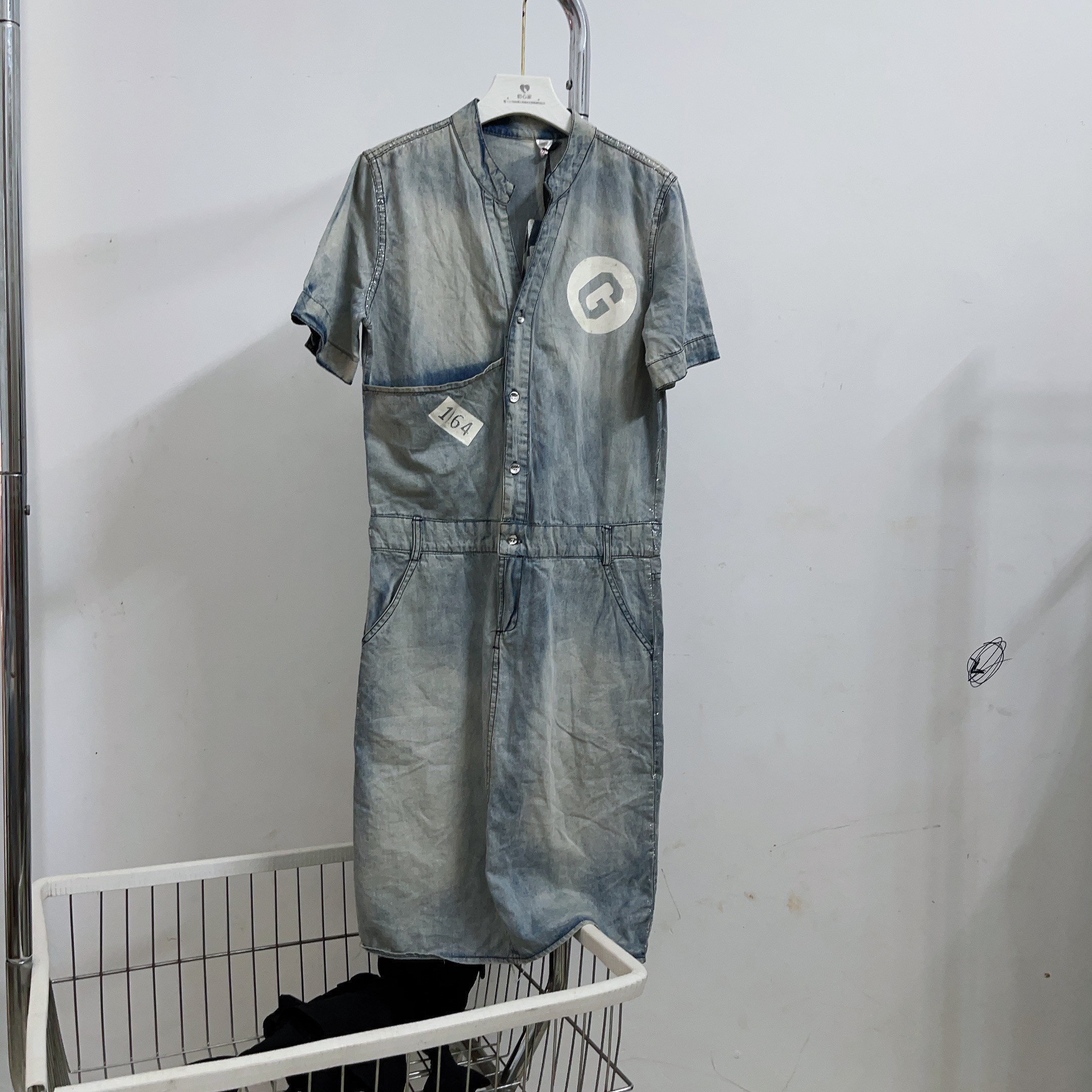 水洗牛仔连衣裙女收腰显瘦薄款夏季休闲重工烫金包臀裙子女后开叉
