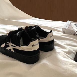 金屿鹿小众韩国复古厚底板鞋 潮 女ins超火街拍港风运动休闲小黑鞋