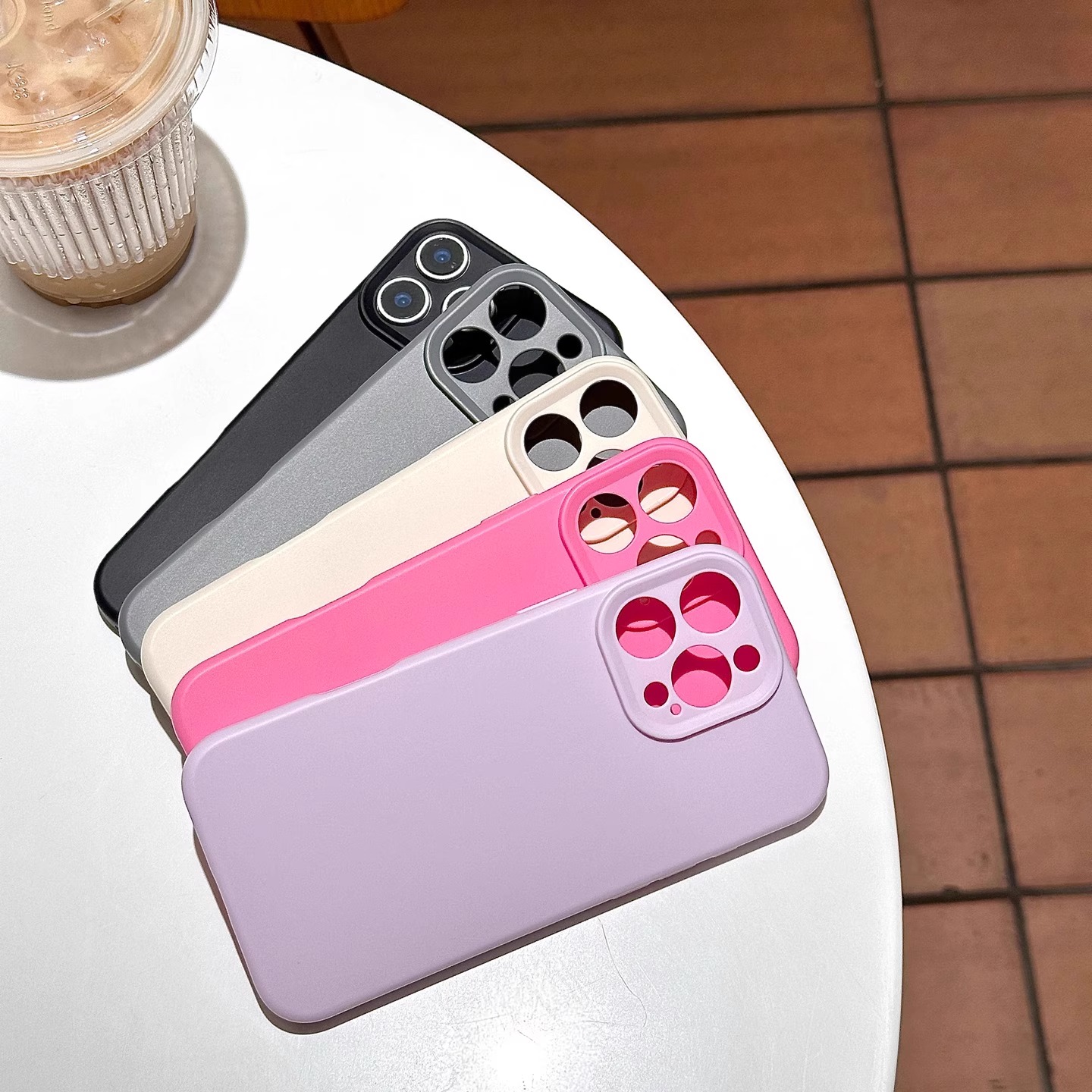 韩国ins风小众软糯奶色硅胶纯色适用苹果15promax肤感手机壳iPhone16情侣12软壳14plus保护套11女13pro男
