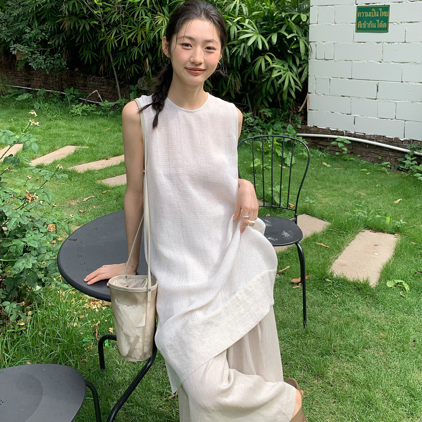 NEIHE内赫2025新款拼接镂空中长款吊带背心女夏外穿高级感上衣