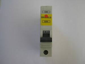 SQUARE D QOE D6 6 AMP  6000 RANGE QO106ED6 MCB CIRCUIT BREAK