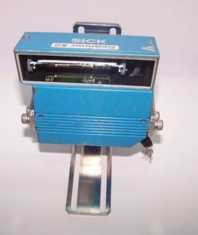 1 017 983 SICK OPTIC LASER BAR CODE SCANNER CLV432-6010 P/N