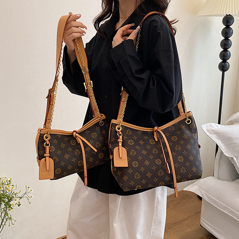 网红包包女2025秋季新款时尚大容量通勤斜挎包洋气链条单肩托特包,箱包皮具/热销女包/男包,托特包,淘宝优惠券,粉丝福利购,淘宝优惠卷