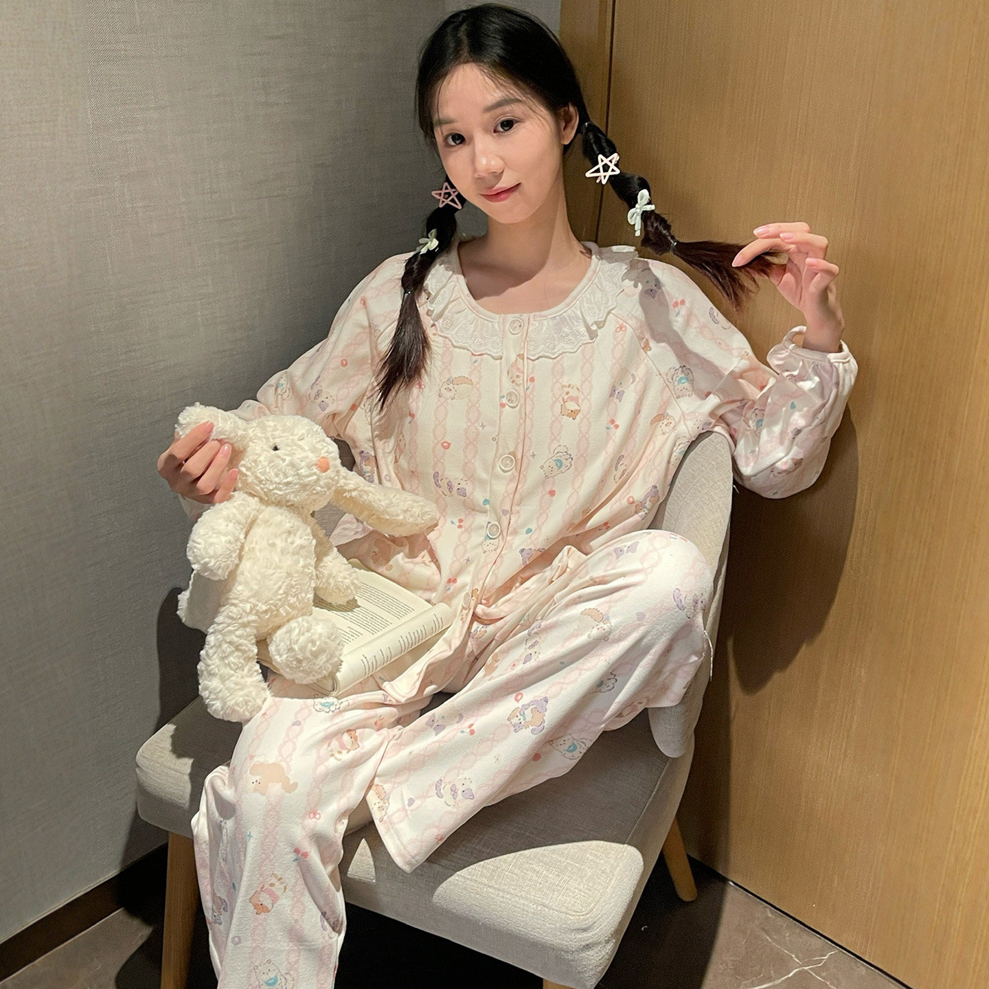带胸垫德绒睡衣女款秋冬季2026新款冬天长袖加厚少女生家居服套装