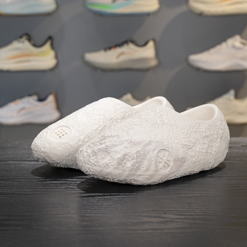 李宁韦德系列䨻科技篮球场下拖鞋男鞋2025新款一脚蹬鞋子ABTV009