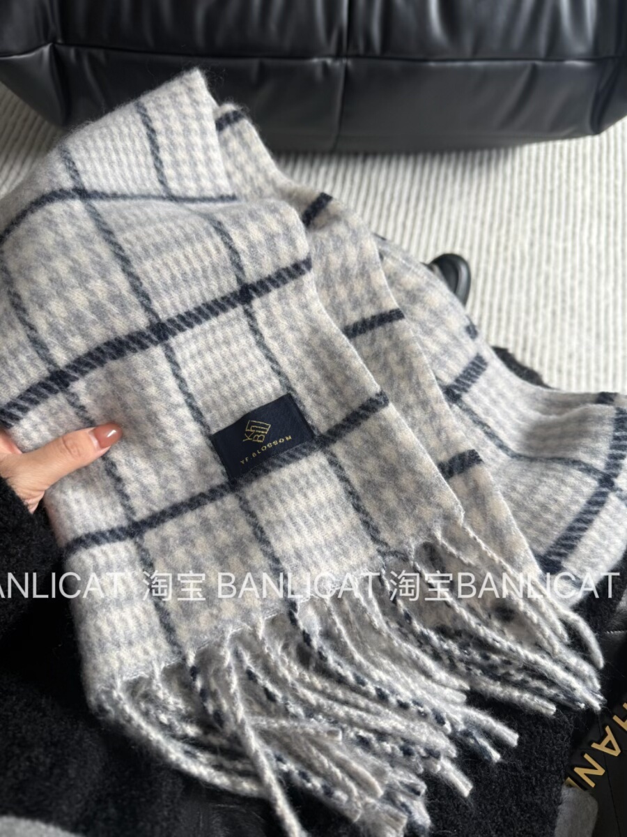 Banlicat 雪天氛围感 韩版羊毛混纺格子围巾男女秋冬保暖流苏披肩