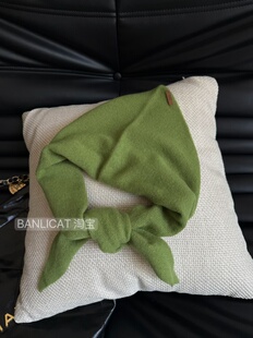 今年超火～显白绿色100%羊毛三角披肩女韩系复古小领巾坎肩围巾男