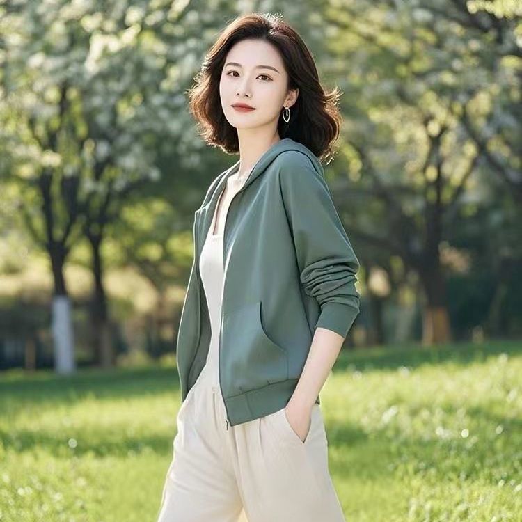 2025早春新款小个子设计感百短外套