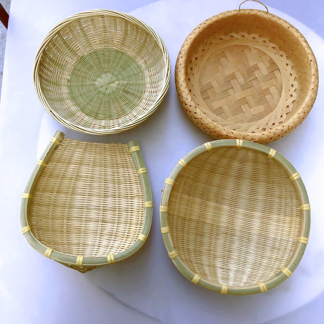 农家竹编制品筲箕手工筛子圆米捞沥水晾晒装馒头水果篮青皮竹簸箕在类目 特色手工艺, 地区民间特色手工艺, 竹编/竹雕中 - 来自Buy2taobao.com提供专业的淘宝代购服务