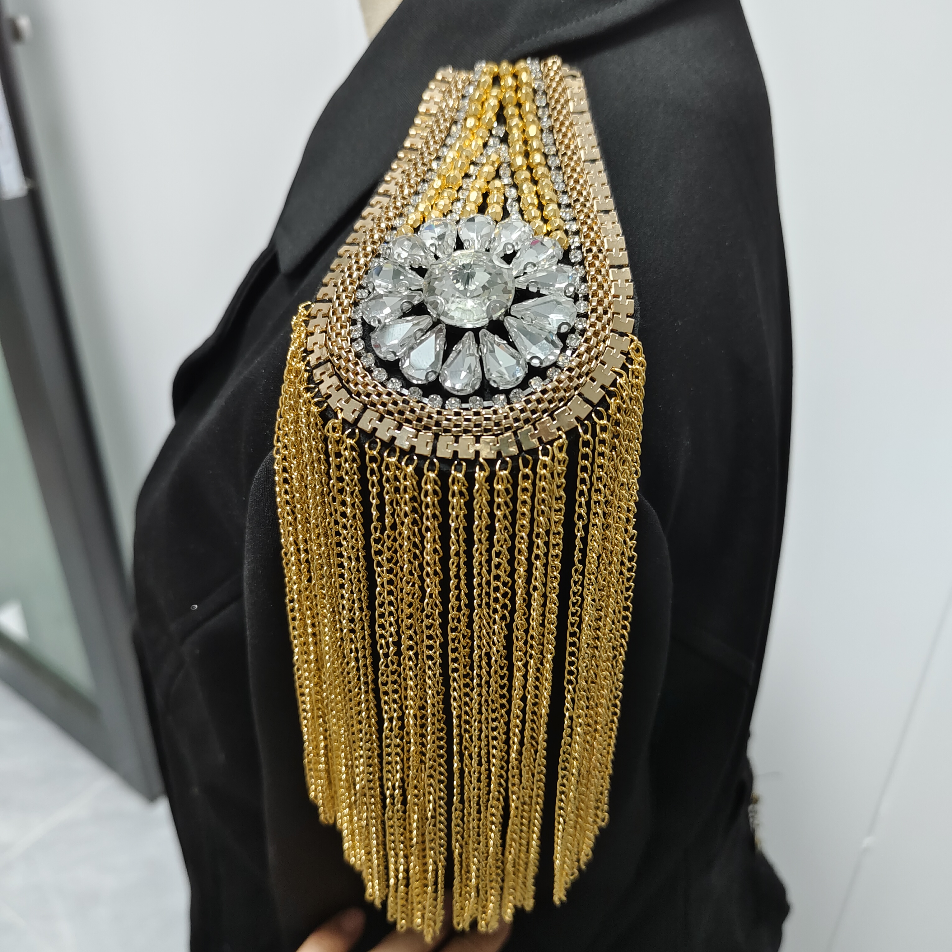 韩国配饰品时尚朋克摇滚男女金属流苏肩章演出英伦复古服装