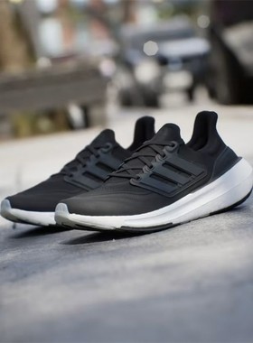 adidas/阿迪  ULTRA BOOST LIGHT UB 爆米花 ULT 男跑步鞋 GY9351