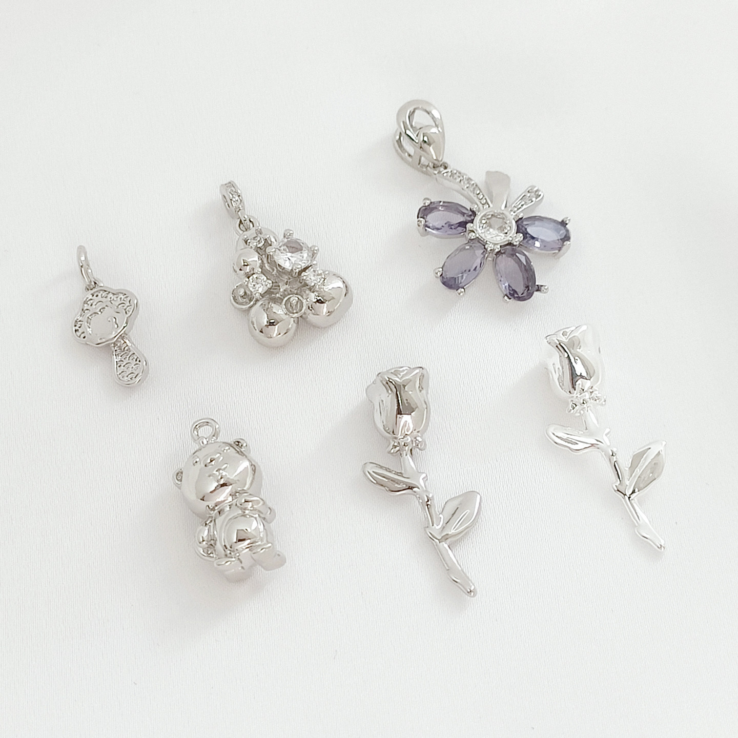 白金色保色小熊玫瑰花如意吊坠