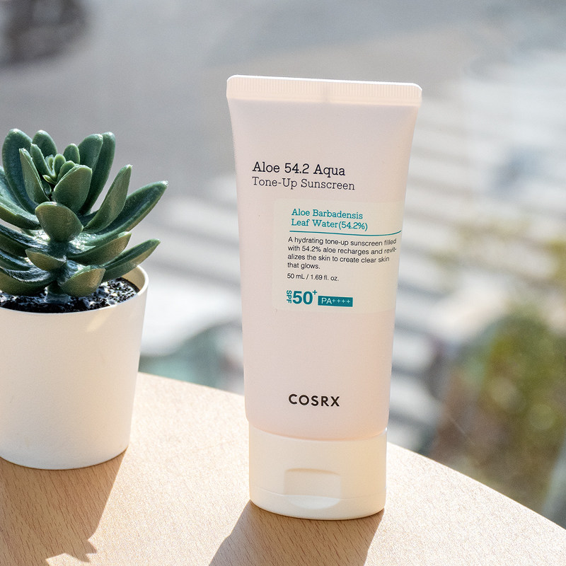 cosrx芦荟保湿亮肤防晒霜