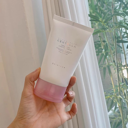 skin1004粉盐啫喱面霜提亮肤色