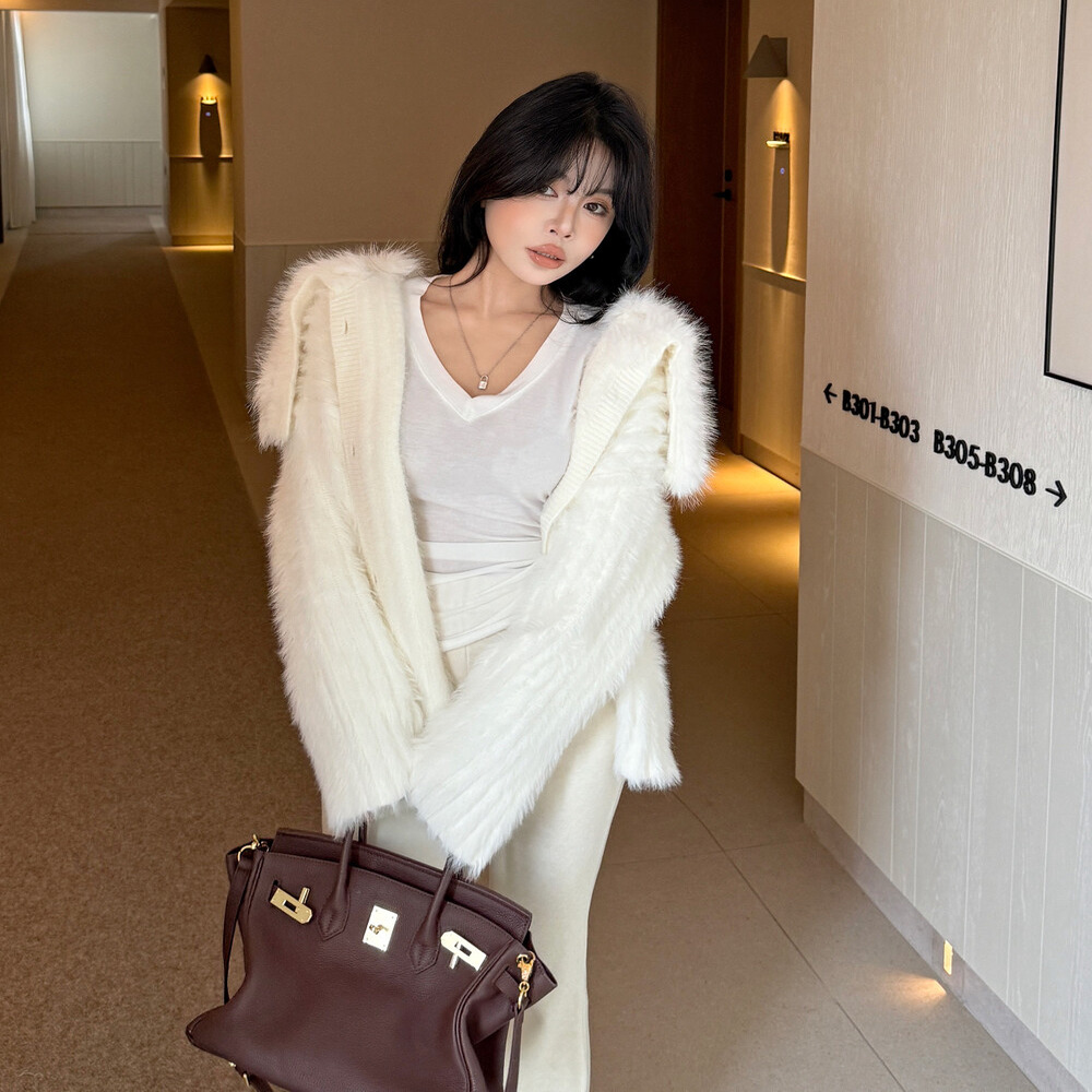 2025冬季新款百搭长袖毛衣外套