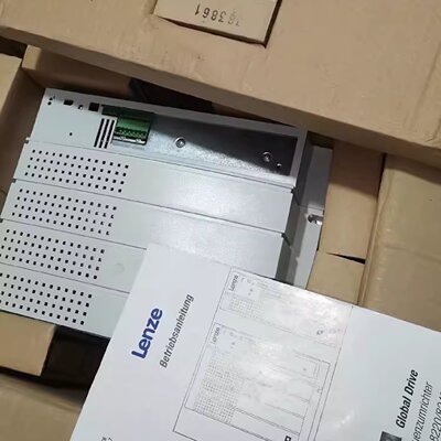 议价供应 Lenze伦茨 E82EV222K2C 变频器库存现货实物拍摄谘询议
