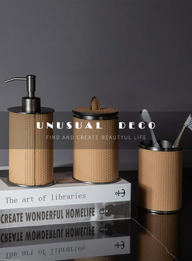 UNUSUALDECO皮质金属饰品摆件