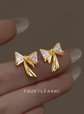 时尚感锆石蝴蝶结简约通勤原创新款工厂耳饰耳钉女饰品供应链