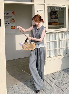 灰色蕾丝拼接老钱风无袖外搭背心套装女夏季2026新款气质阔腿裤两