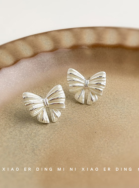 时尚气质感镀银针薄涂工艺白色蝴蝶结优雅耳饰工厂耳钉 饰品