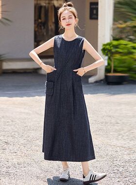 韩版宽松牛仔连衣裙女2025夏新款慵懒风设计感气质收腰A字背心裙