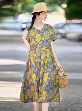 棉麻碎花连衣裙女夏天薄款大码宽松遮肚显瘦减龄洋气印花直筒裙子