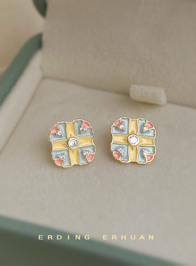原创清新甜美小香风可爱方形几何珐琅滴釉彩绘镀银针耳钉 耳饰女