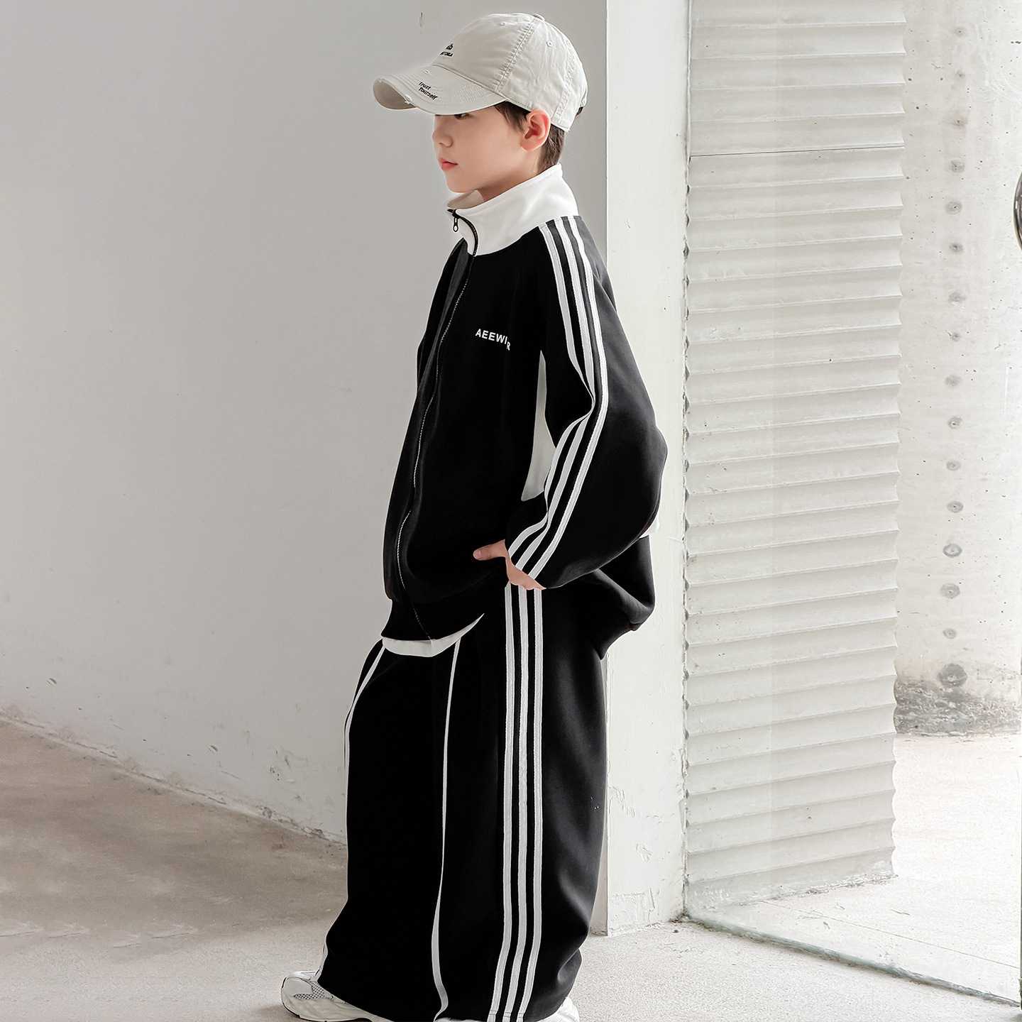 专柜品牌男童秋装套装2026新款儿童运动服春秋季中大童外套两件套