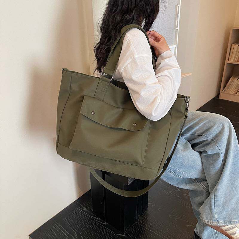 商场品牌尼龙布旅行女包夏季新款托特包大容量时尚休闲日常单肩包