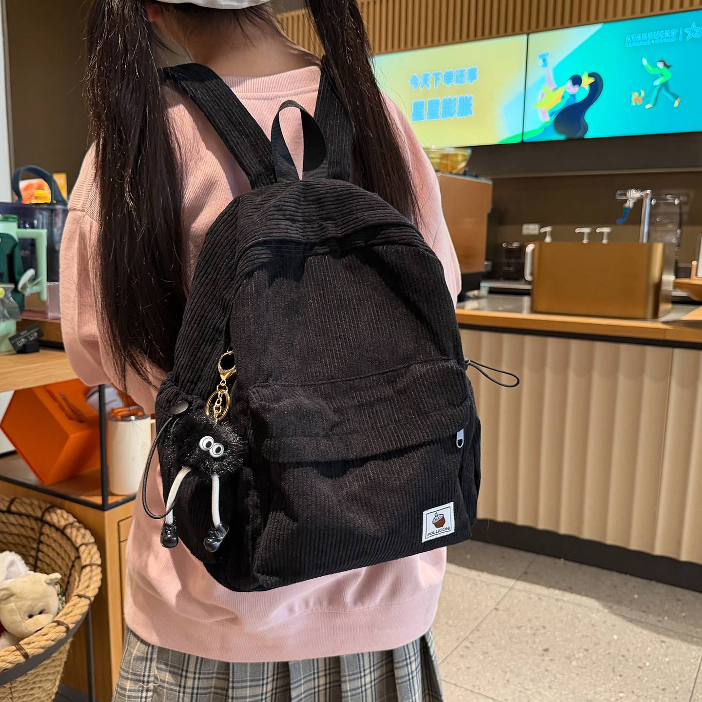专柜品牌书包女2026夏季新款韩版百搭高颜值背包青少年户外旅游轻